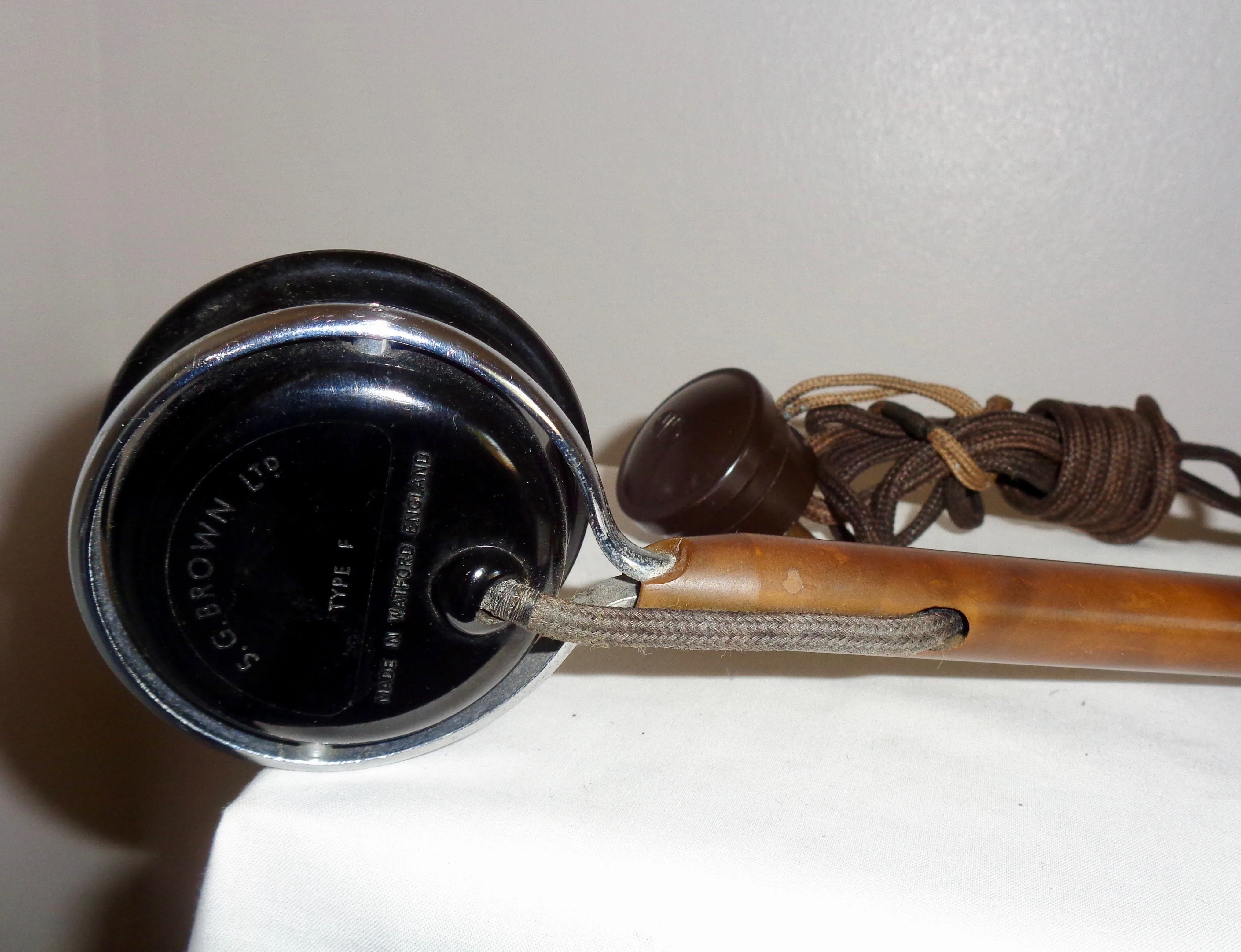 1920s SG Brown Earphone Hearing Audio Aid