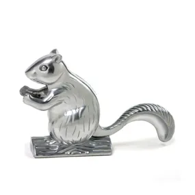 Davy Crackit Squirrel Nutcracker