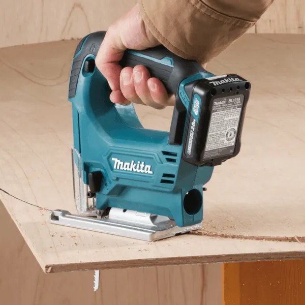 Makita CLX230X1 12V Cordless Combo Kit (CXT-Series) [Jigsaw   Hammer Drill]