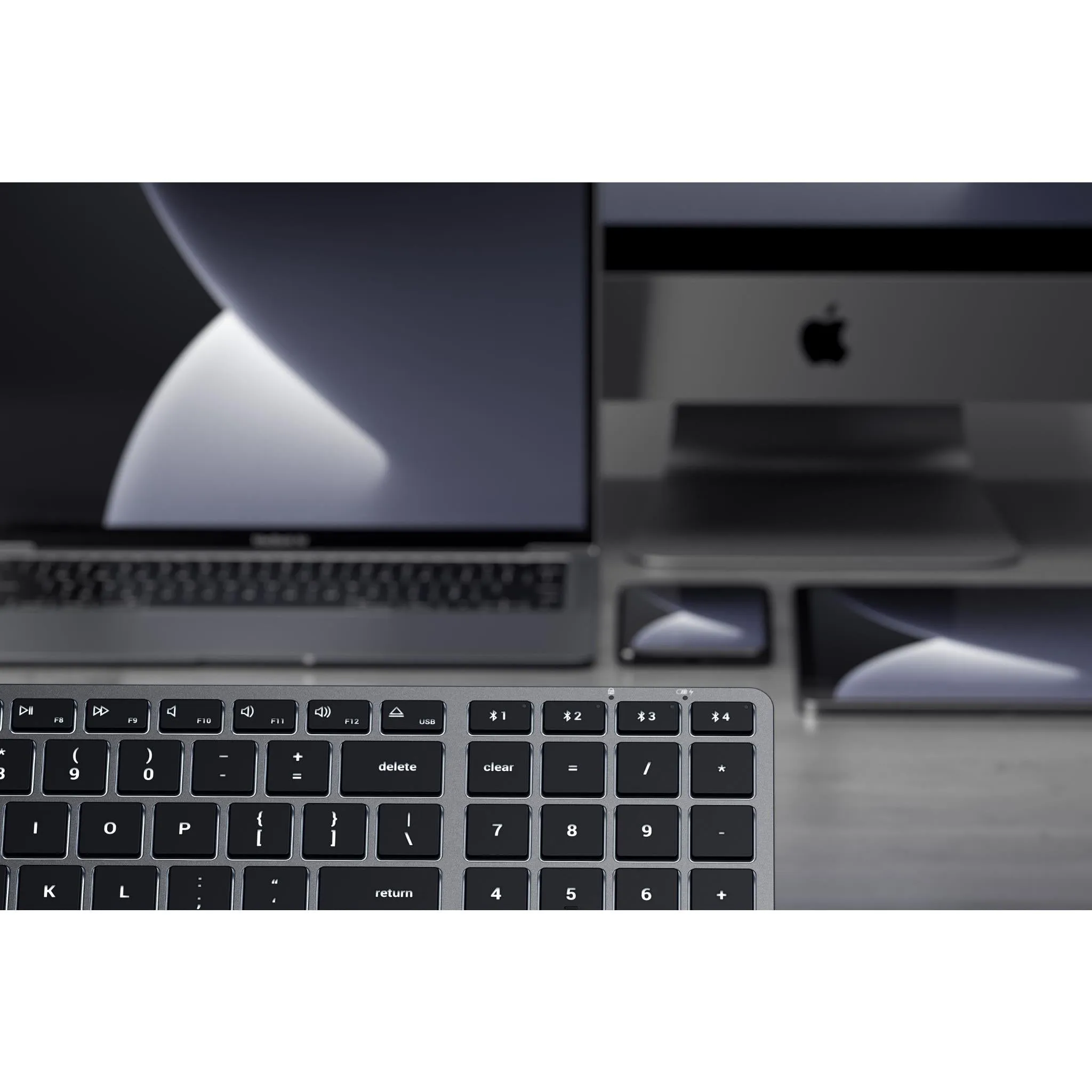 Satechi Slim X2 Bluetooth Backlit Keyboard