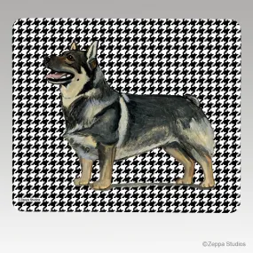 Swedish Vallhund Houndstooth Mouse Pad