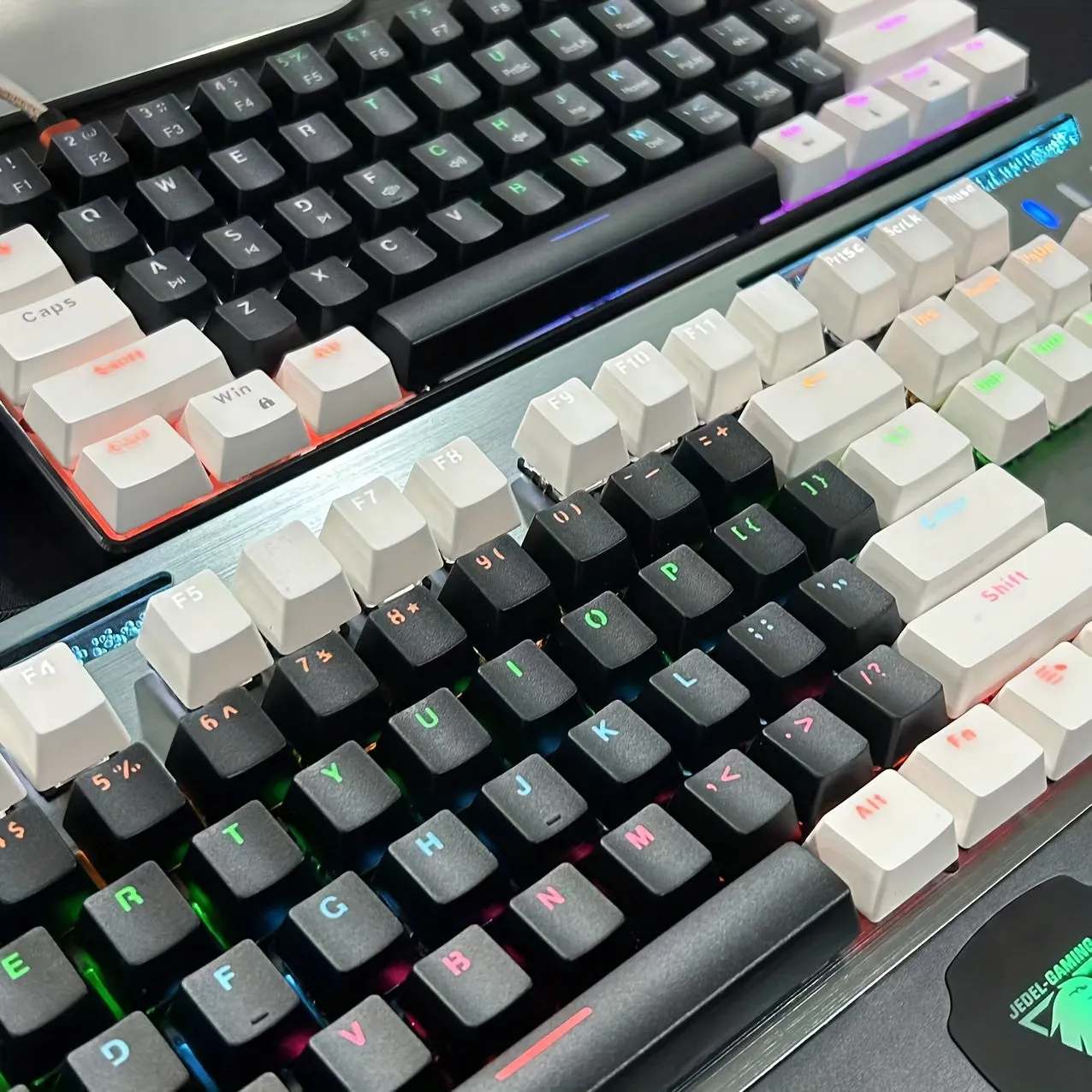 Upgrade Your Mechanical Keyboard with Black and White 104 Keycaps