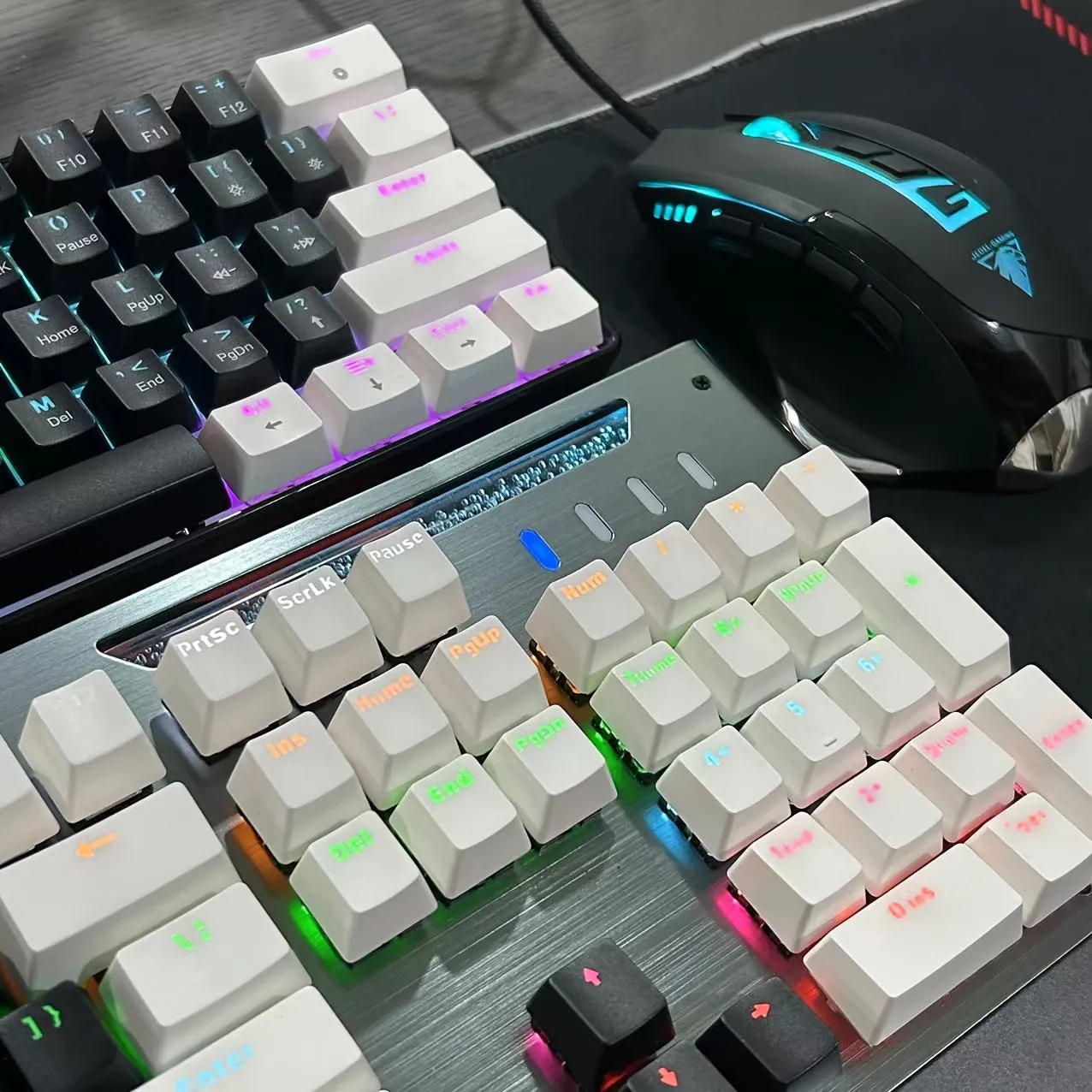 Upgrade Your Mechanical Keyboard with Black and White 104 Keycaps